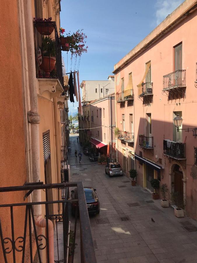 דירות קליארי Casa Sorrisiesogni מראה חיצוני תמונה