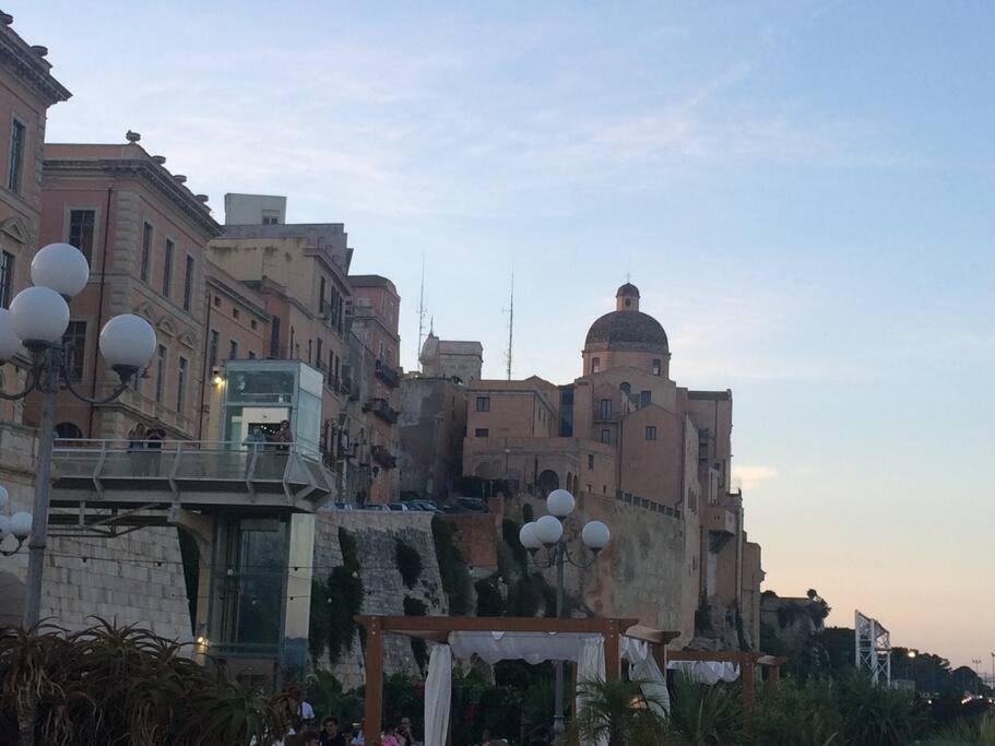דירות קליארי Casa Sorrisiesogni מראה חיצוני תמונה
